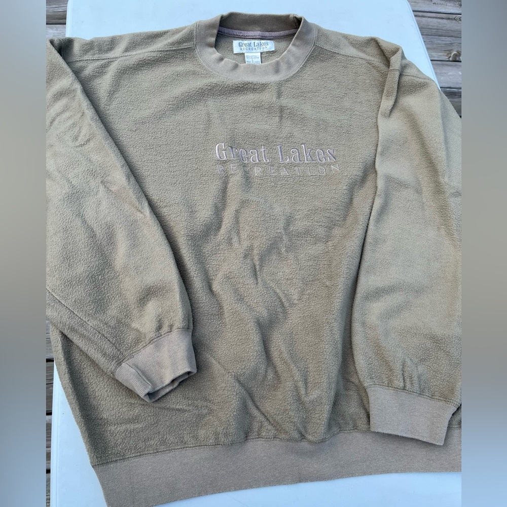 Men’s lightweight sweatshirt